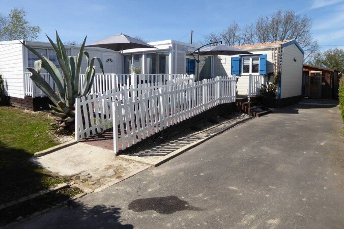 Mobil home 3 chambres, avec jacuzzi