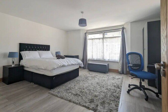 House 6 bedrooms, with jacuzzi