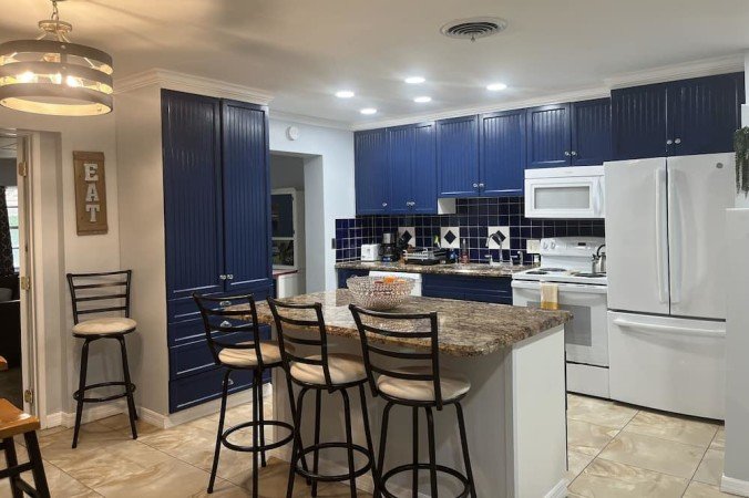 House 3 bedrooms, with garden