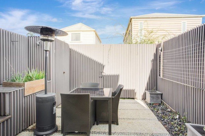 House 3 bedrooms, with garden