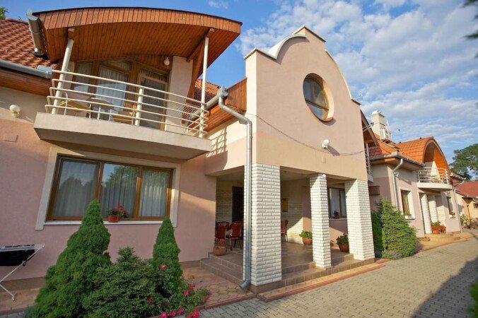 Apartment 1 bedroom, with garden