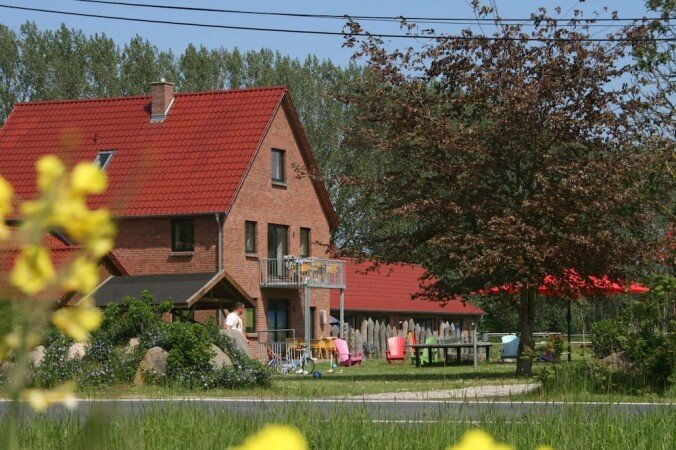 Wohnung 5 Schlafzimmer, mit Garten