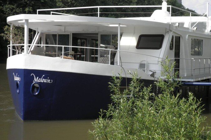 Bateau 1 chambre, avec salle de sport