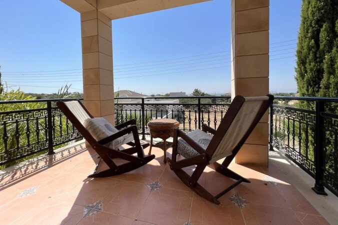 Villa 5 bedrooms, with pool