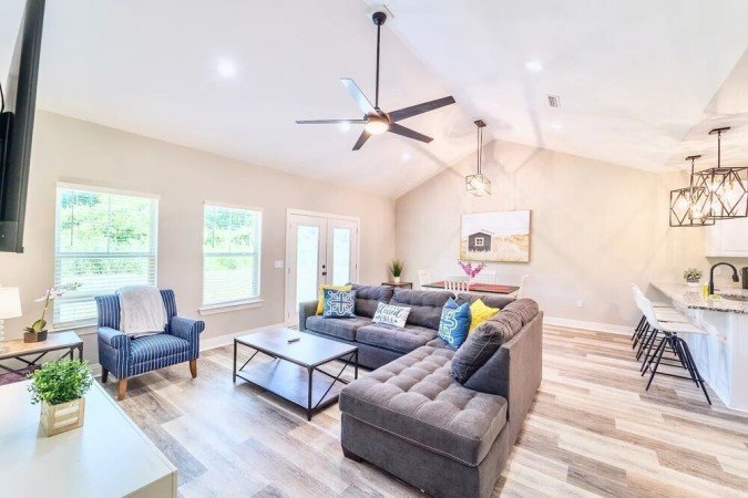 House 2 bedrooms, with garden