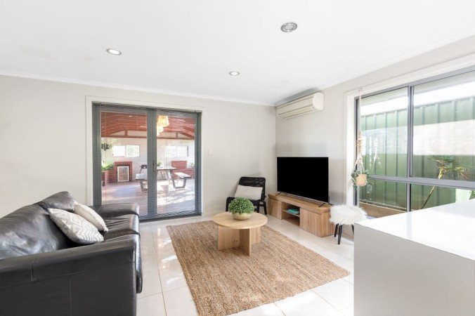 House 3 bedrooms, with garden