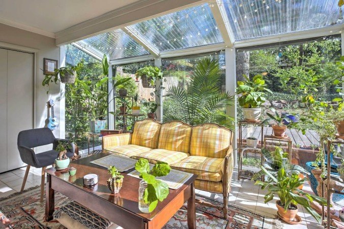 House 2 bedrooms, with garden