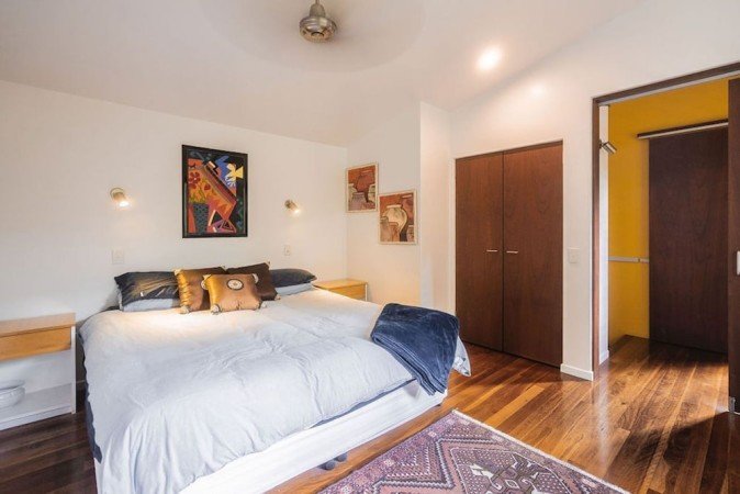 House 2 bedrooms, with pool