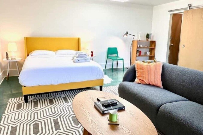 Bed and breakfast 1 bedroom, with air conditioning