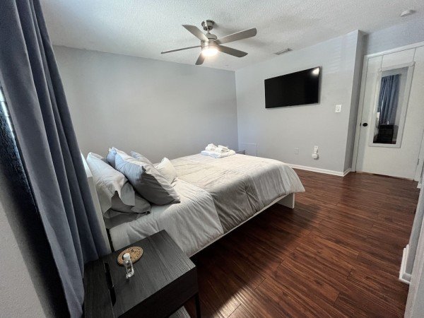 House 3 bedrooms, with pool