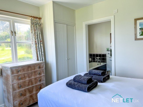 House 4 bedrooms, with garden