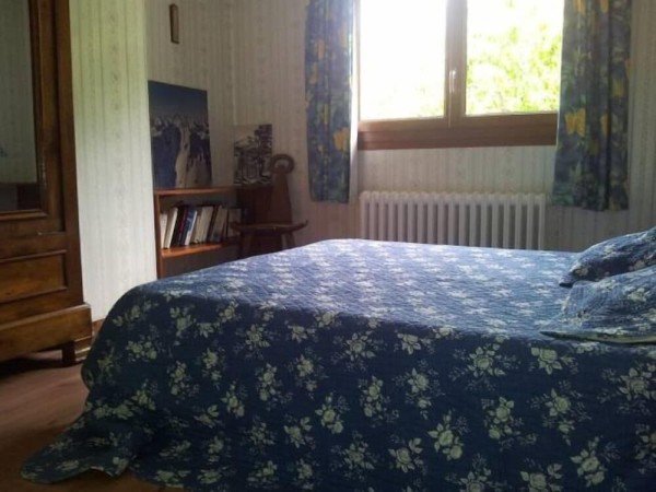 Chalet tout confort, 4 chambres, avec jardin