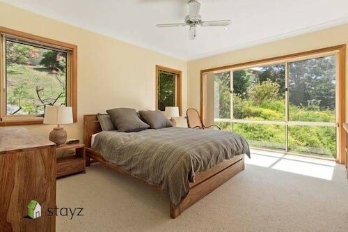 House 3 bedrooms, with garden