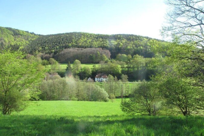 Wohnung 2 Schlafzimmer, mit Garten