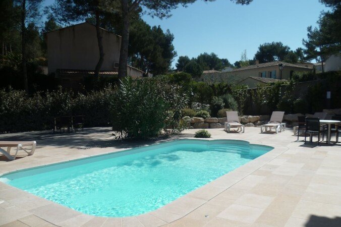 Villa design, 4 chambres, avec piscine