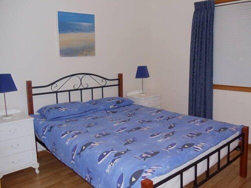 House 3 bedrooms, with garden