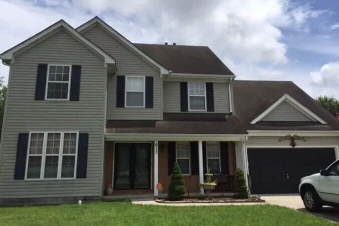 House 4 bedrooms, with pool