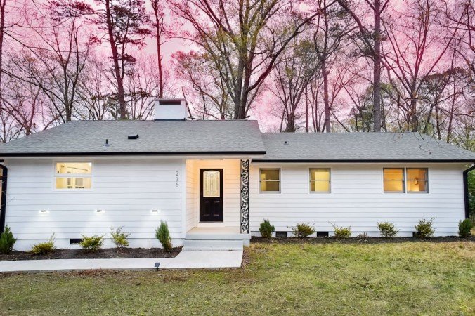 House 3 bedrooms, with garden