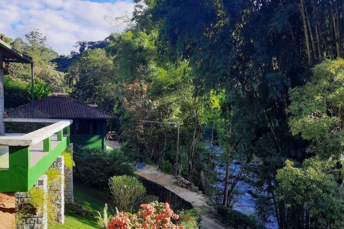 Chalé 1 quarto, com jardim