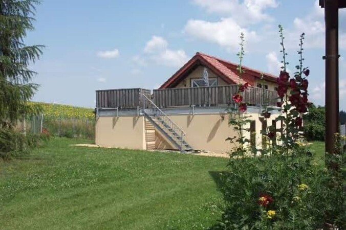 Wohnung 2 Schlafzimmer, mit Garten