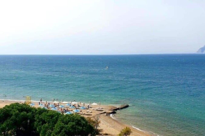 Wohnung 4 Schlafzimmer, mit Garten