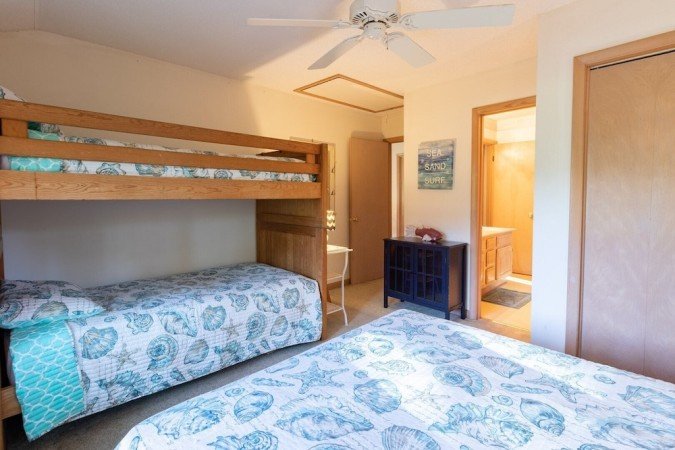 House 3 bedrooms, with pool