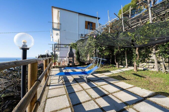 Wohnung 2 Schlafzimmer, mit Garten