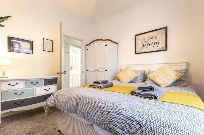 House 5 bedrooms, with garden