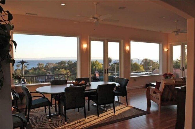 House 4 bedrooms, with jacuzzi