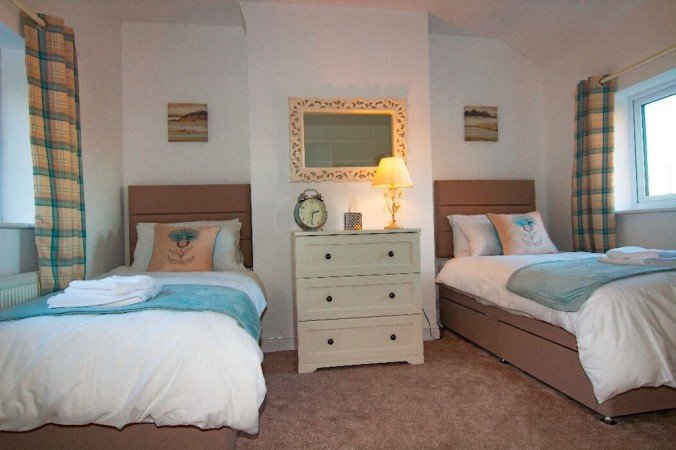 House 2 bedrooms, with garden