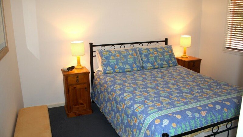 House 4 bedrooms, with parking