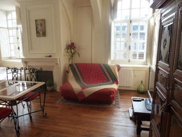 Wohnung 1 Schlafzimmer, mit Kamin