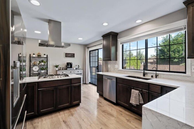 House 4 bedrooms, with jacuzzi