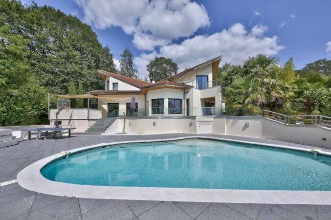 Villa 5 chambres, avec salle de sport