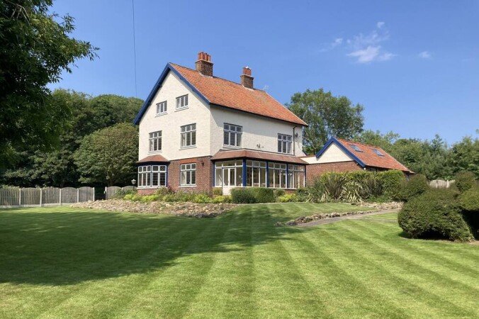 House 7 bedrooms, with jacuzzi