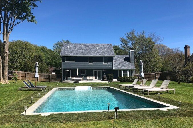 House 5 bedrooms, with pool