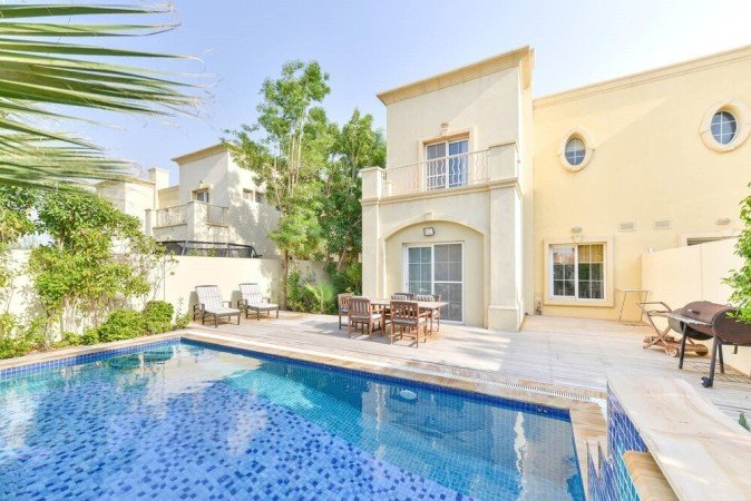 Villa 4 chambres, avec jacuzzi