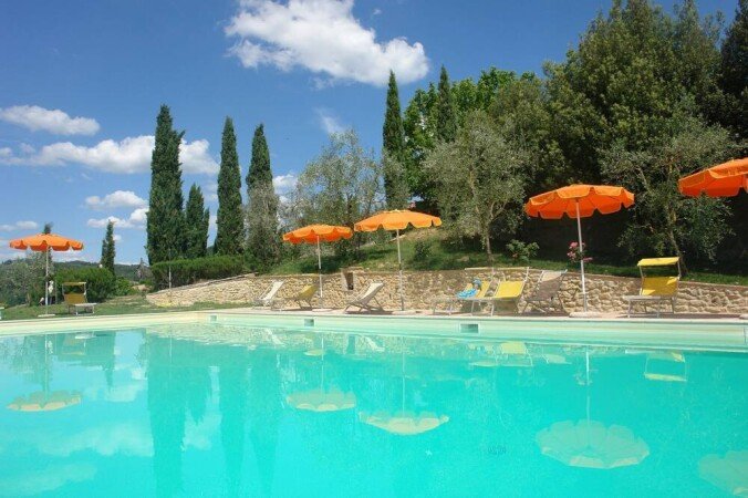 Bed and breakfast 3 camere, con piscina