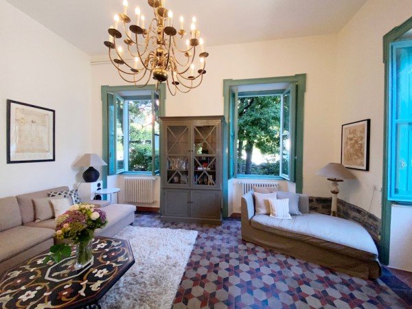 Villa 5 camere, con giardino