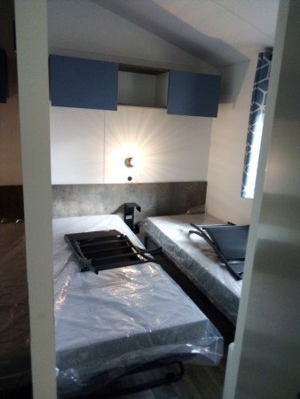 Mobil home 3 chambres, avec piscine