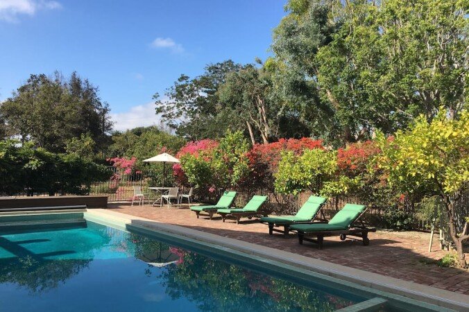 Bed and breakfast 2 bedrooms, with pool