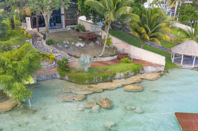 Villa 4 habitaciones, con jardín