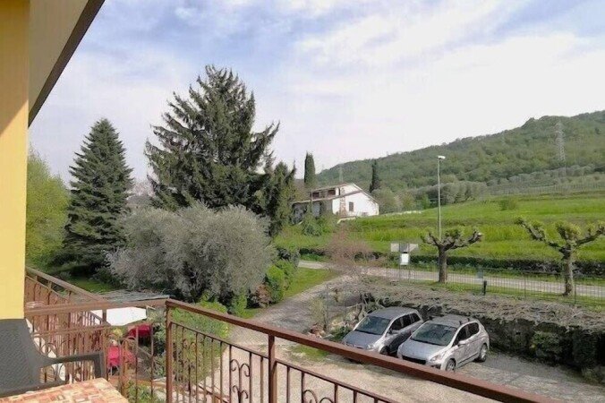 Bed and breakfast 2 camere, con giardino