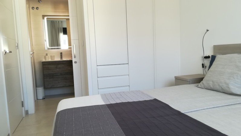 Appartement traditionnel, 2 chambres, avec piscine