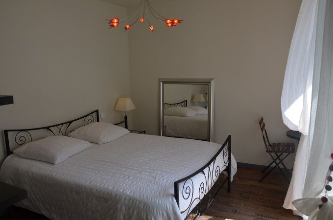 Maison tout confort, 2 chambres, avec jacuzzi