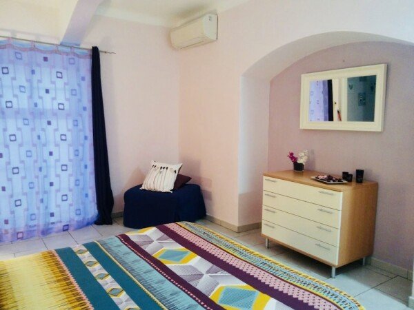 Wohnung 1 Schlafzimmer, mit Fitnessstudio