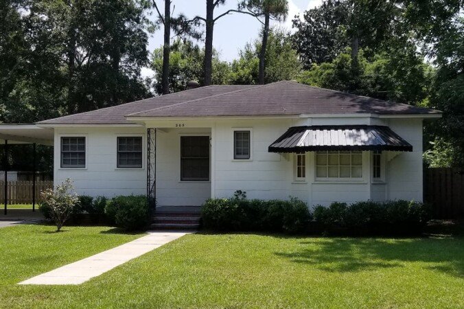 House 3 bedrooms, with garden