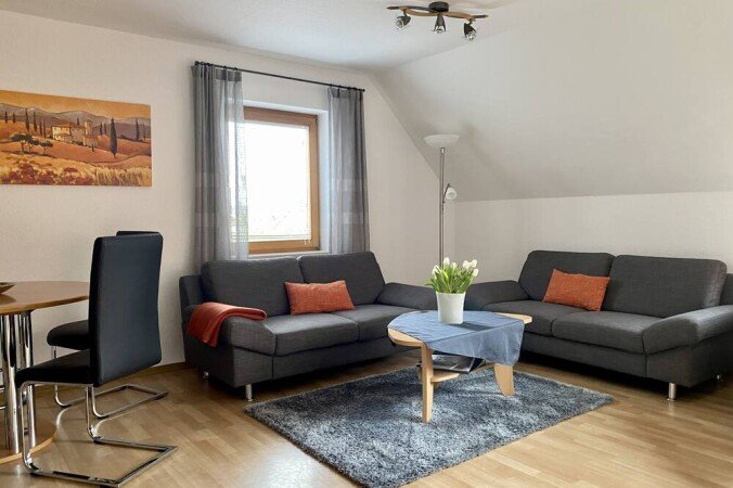 Wohnung 2 Schlafzimmer, mit Garten