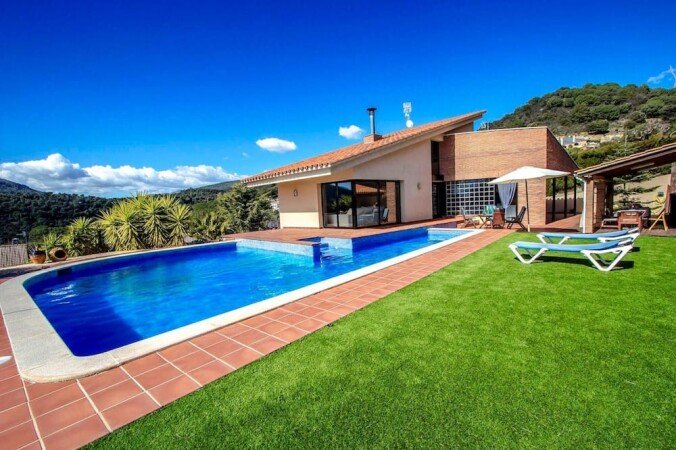 Villa 4 habitaciones, con piscina