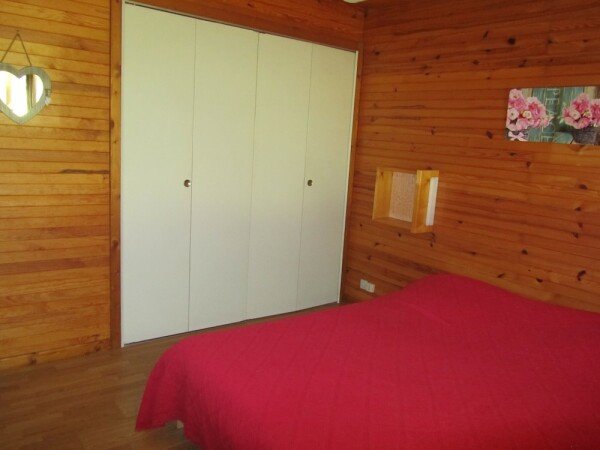 Chalet 2 chambres, avec piscine